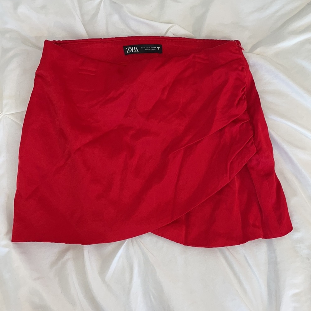 🔥SALE🔥 Zara Red Satin Effect Mini Skirt